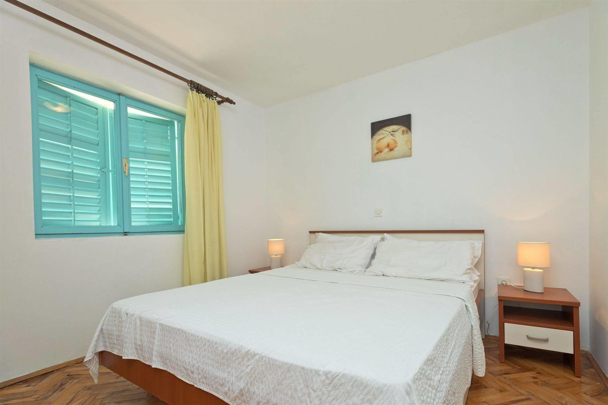 Boutique Apartments Seputic Хвар Екстер'єр фото