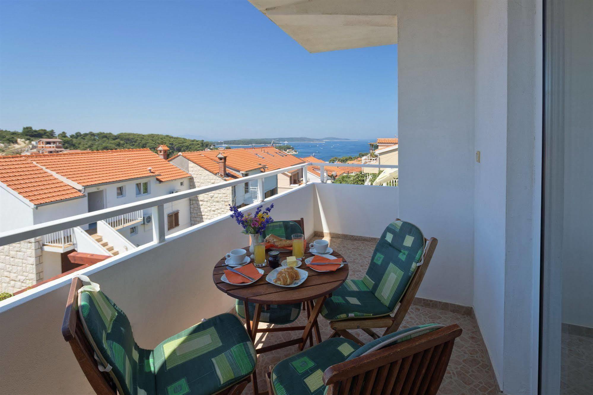 Boutique Apartments Seputic Хвар Екстер'єр фото
