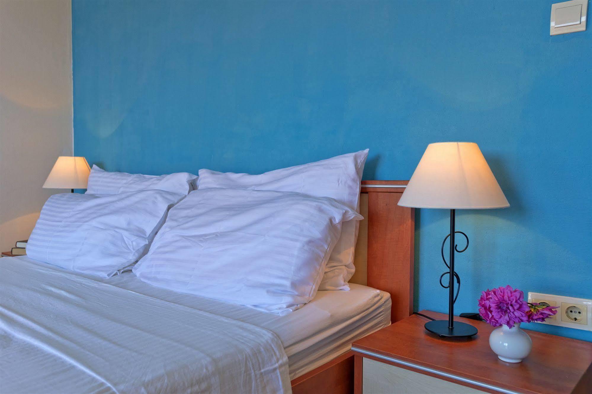 Boutique Apartments Seputic Хвар Екстер'єр фото